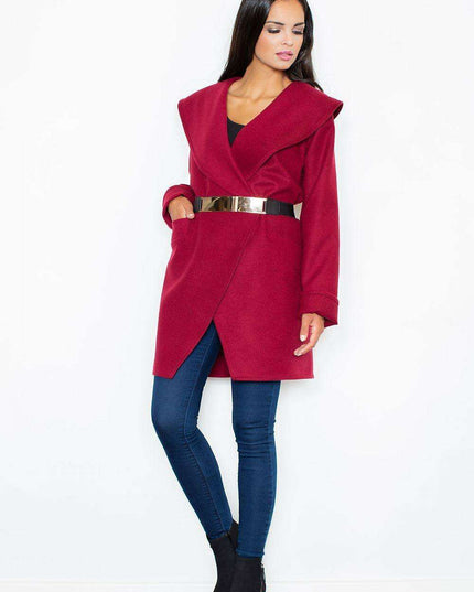 Chic Knit Coat with Elegant Golden Buckle - Contemporary Fashion Staple