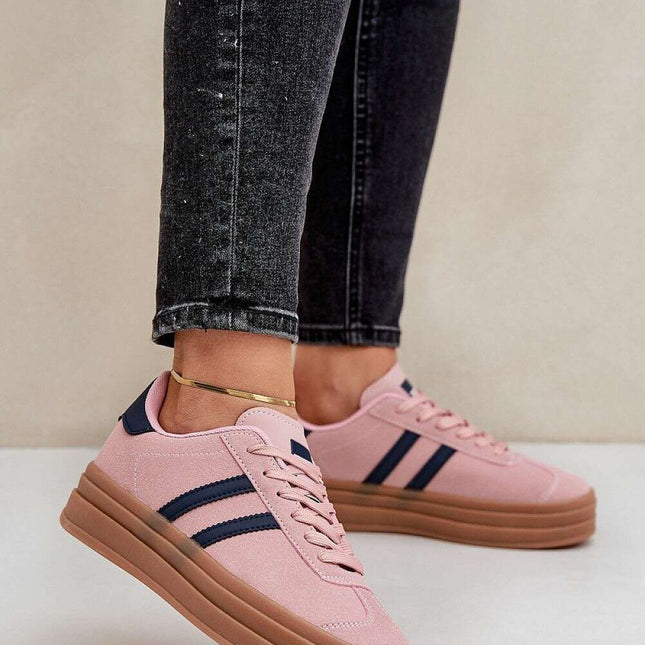 Sport Shoes model 203915