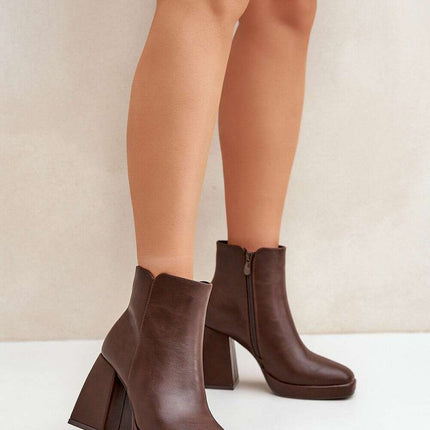 Heel boots model 204675