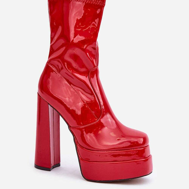 Heel boots model 204679