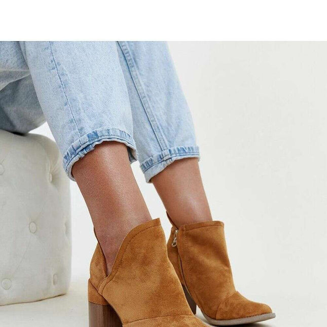 Heel boots model 204715