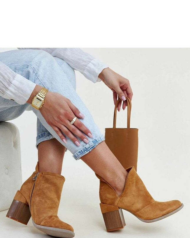 Heel boots model 204715