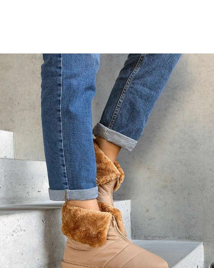 Snow boots model 204802