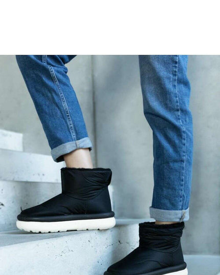 Snow boots model 204710