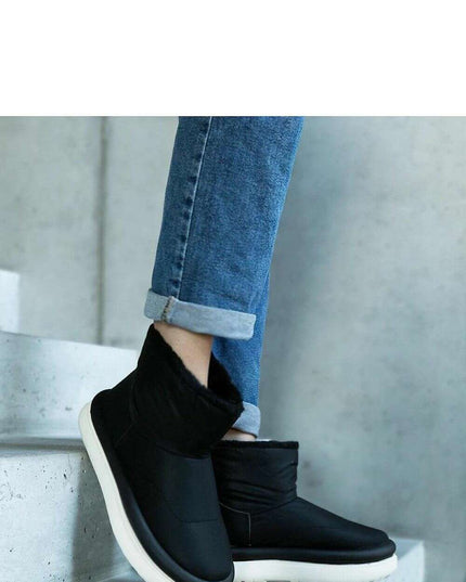 Snow boots model 204710