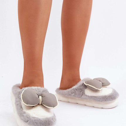 Slippers model 204944