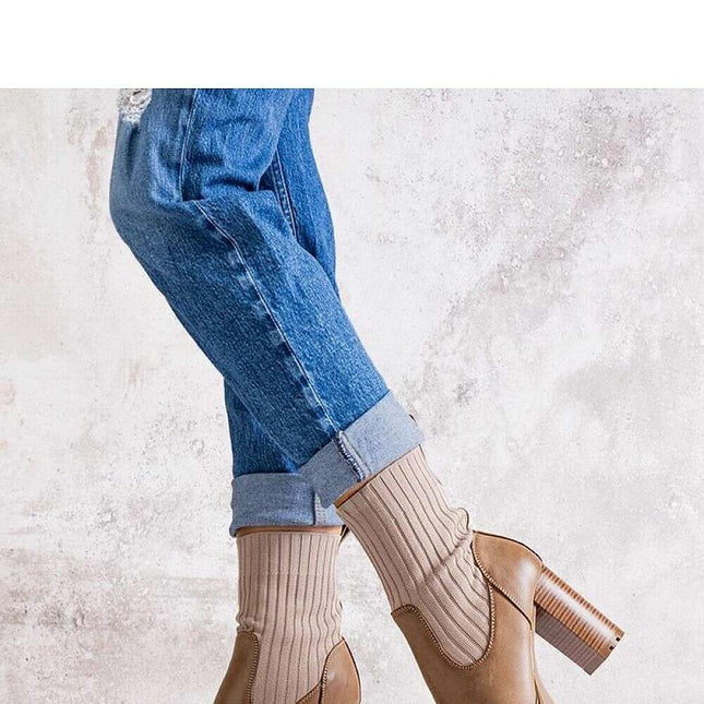 Heel boots model 205041