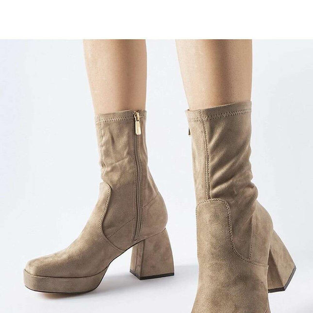 Heel boots model 205086