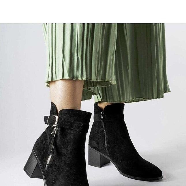 Heel boots model 205112