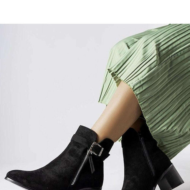 Heel boots model 205112