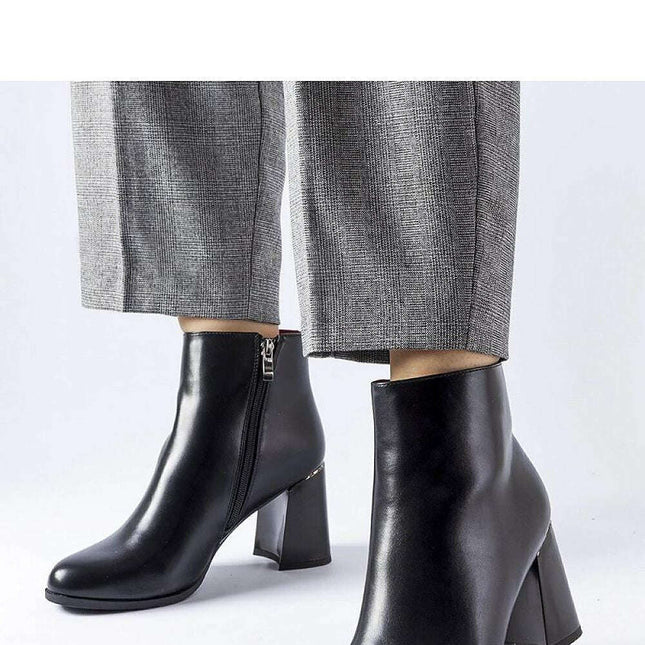 Heel boots model 205849