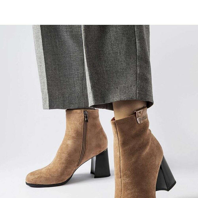 Heel boots model 205851