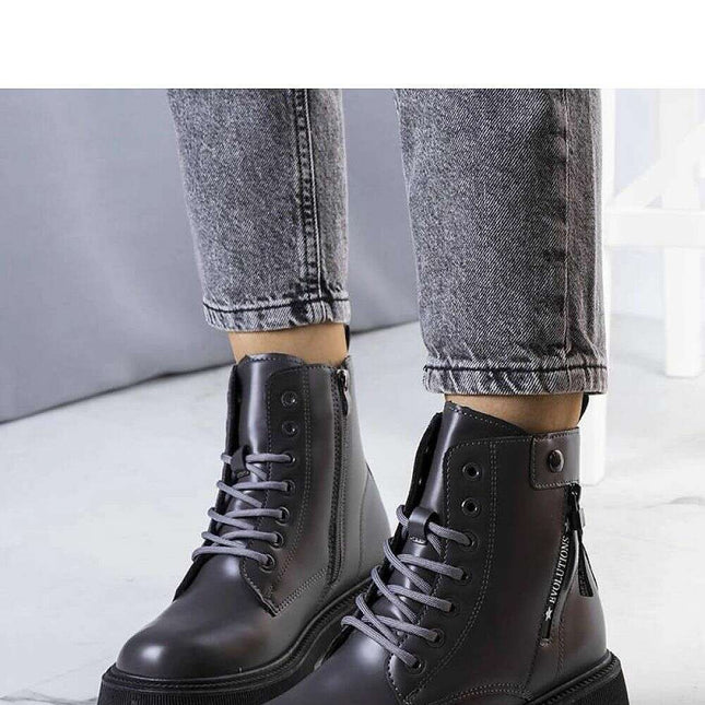 Boots model 205885