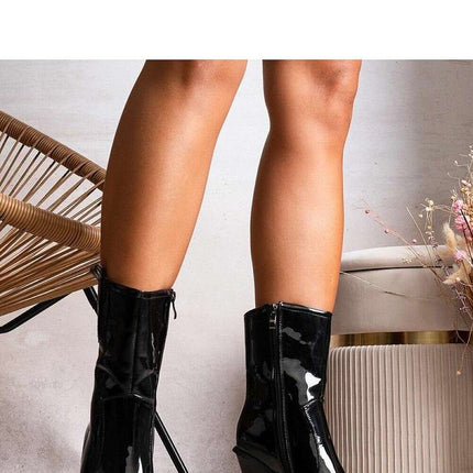 Heel boots model 205891
