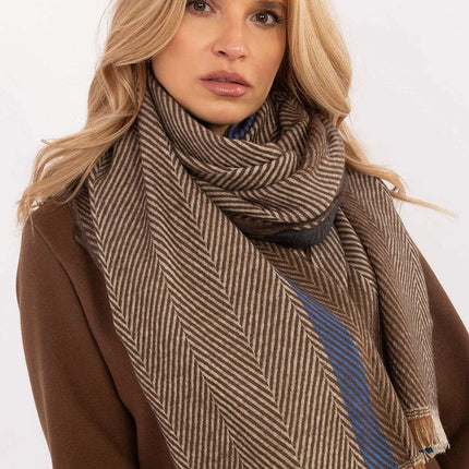 Shawl model 206037