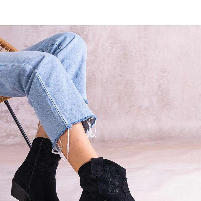 Heel boots model 206419