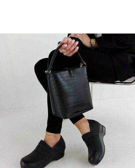 Low Shoes model 206479