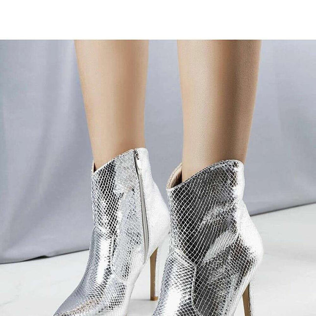 Heel boots model 207039