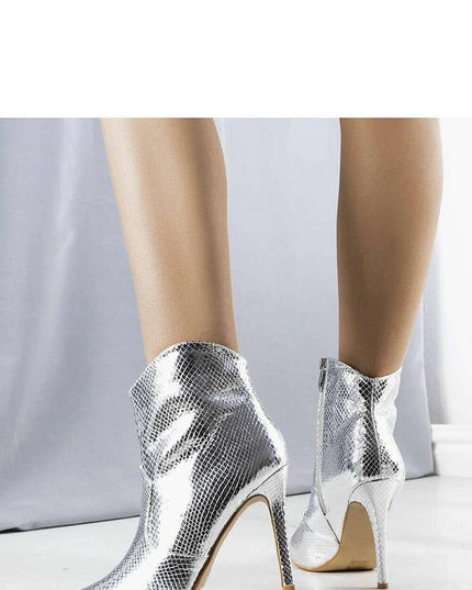 Heel boots model 207039