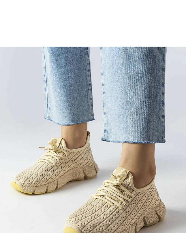 Sport Shoes model 207822