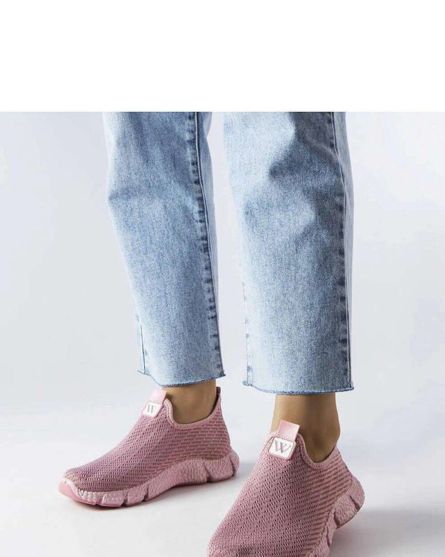 Sport Shoes model 207828