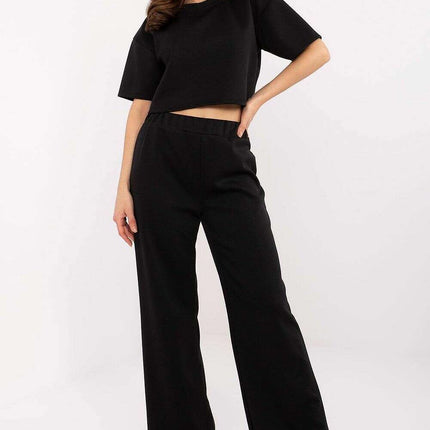 Set Model 208677 Elegant Ladies Everyday And Work Attire