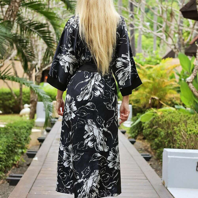 Bathrobe model 209072