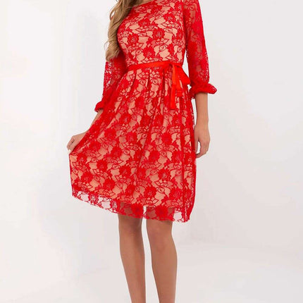 Chic Lace Evening Dress with Adjustable Waist Sash