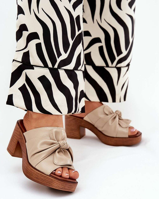 Flip-flops model 209935