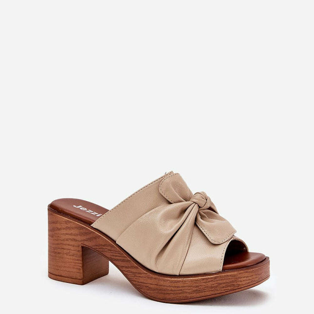 Flip-flops model 209935