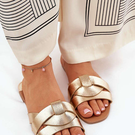 Flip-flops model 209936