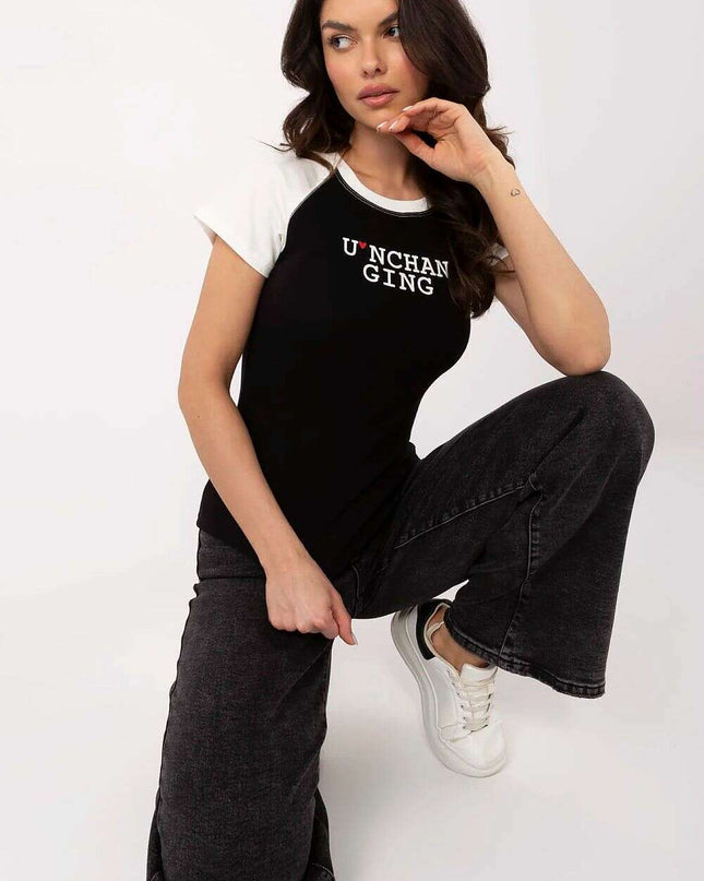 T-shirt model 210115