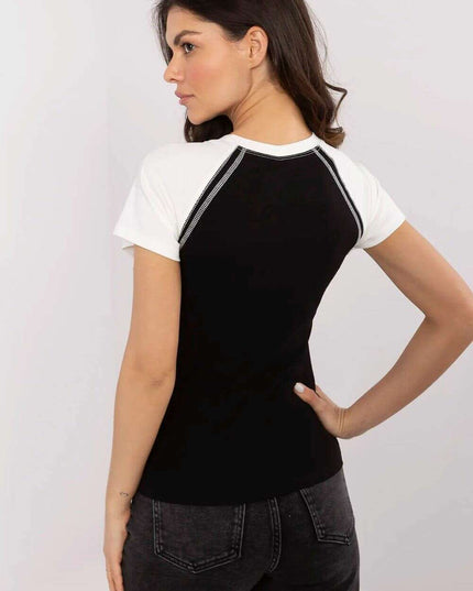 T-shirt model 210117