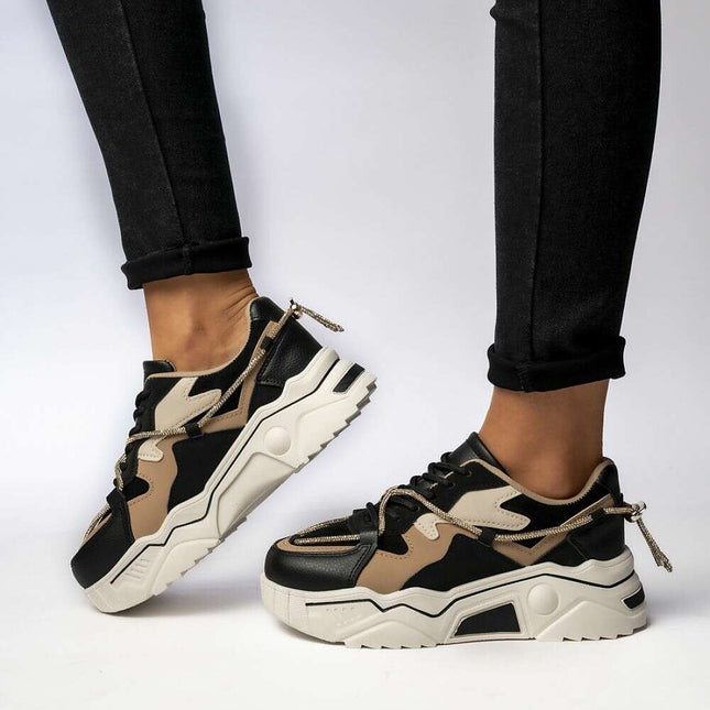 VEYRA BLACK Chunky Sneakers – Sporty Elegance & Comfort
