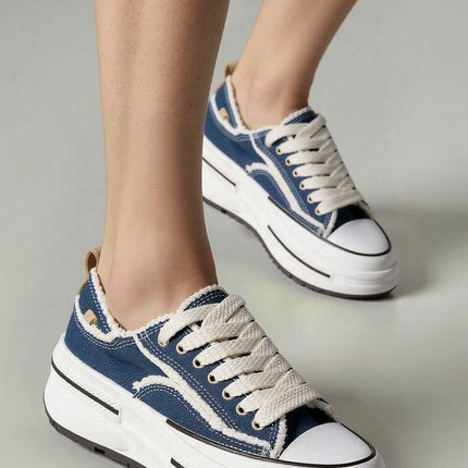 Sport Shoes model 210235