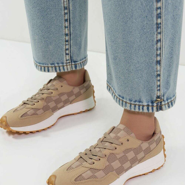 Sport Shoes model 210280