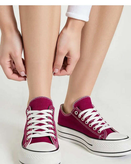 Sneakers model 210316