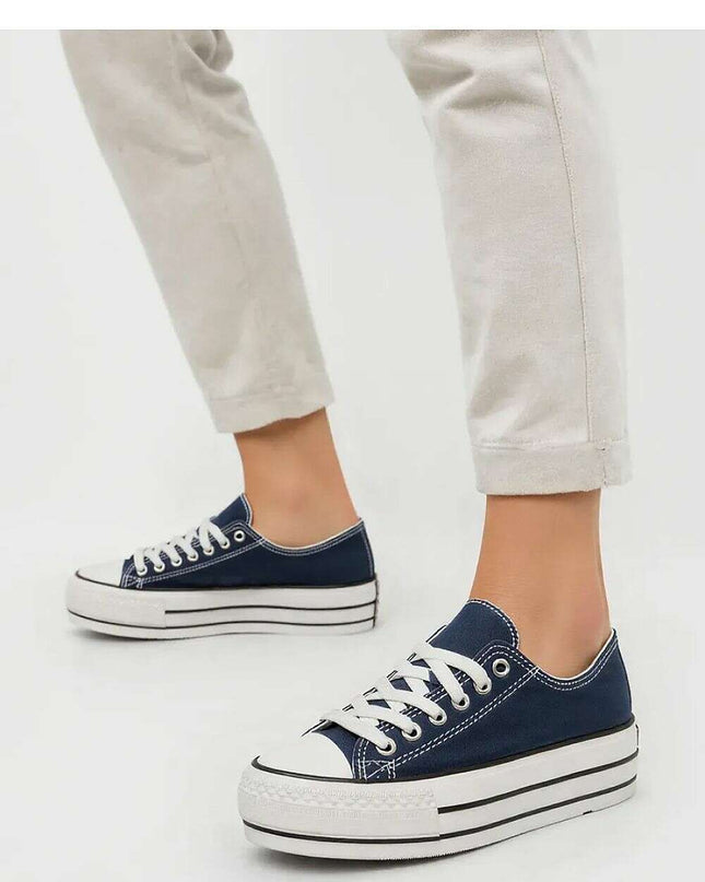 Sneakers model 210317