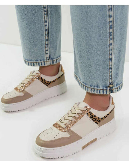 Sport Shoes model 210385