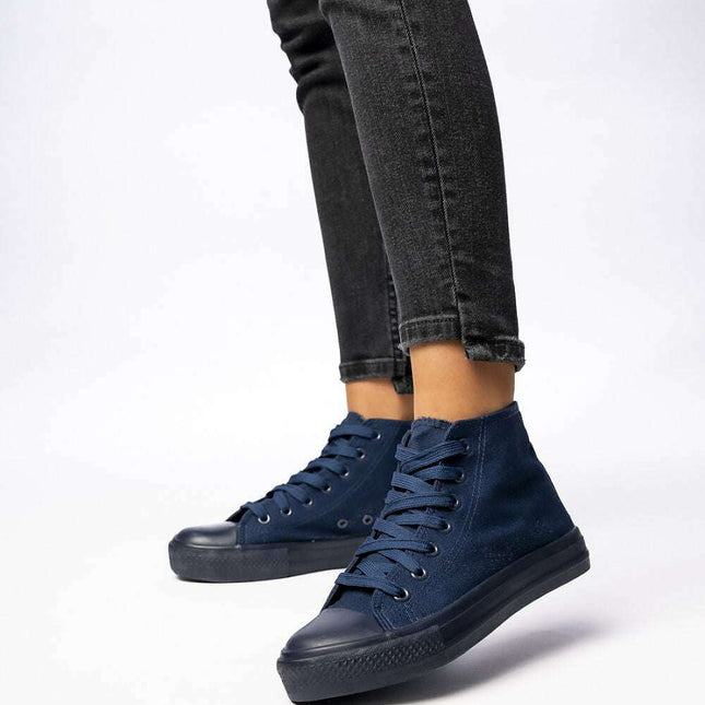 Sneakers model 210566