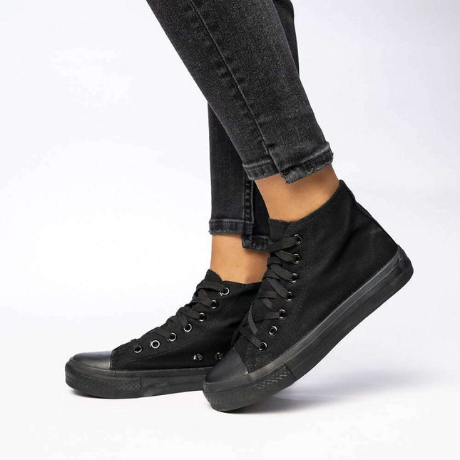 Sneakers model 210567