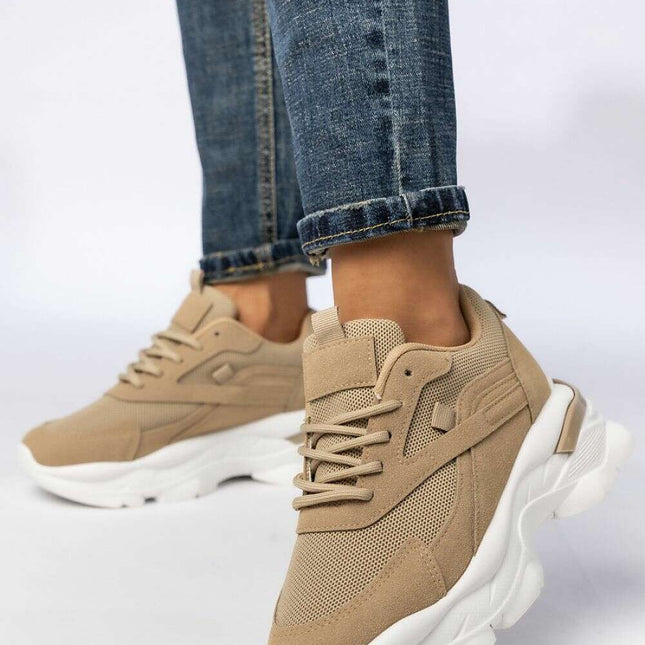 Sport Shoes model 210585