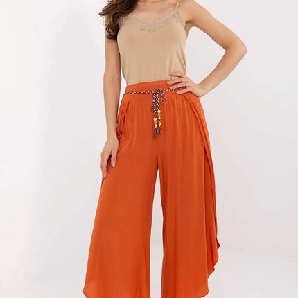 Women trousers model 210672