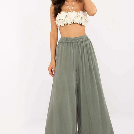 Women trousers model 210675