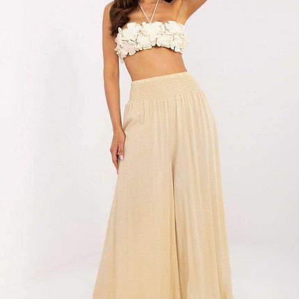 Women trousers model 210680