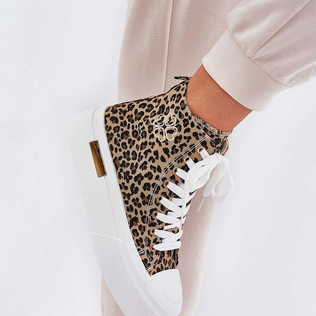 Sneakers model 211354