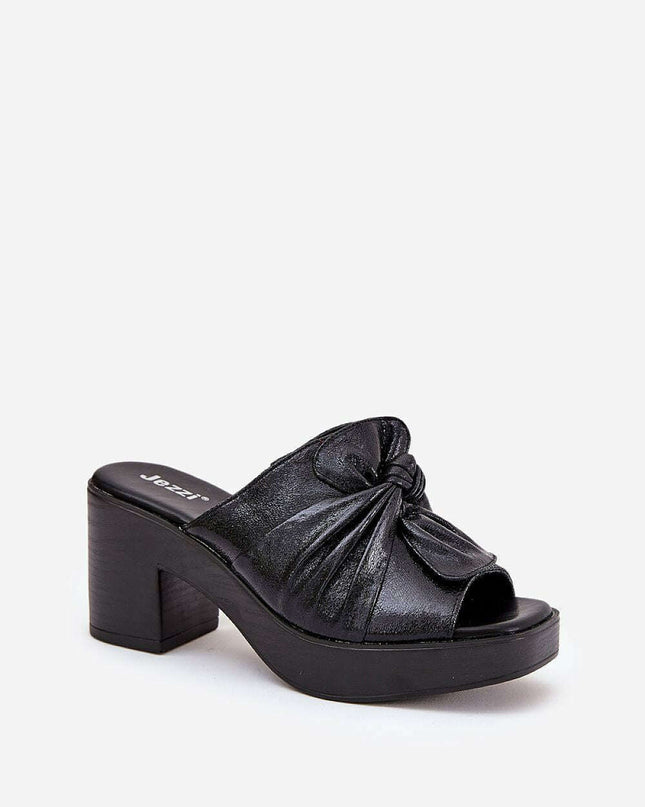 Flip-flops model 212158