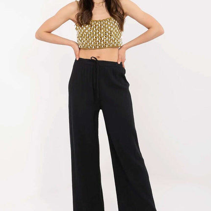 Women trousers model 212650