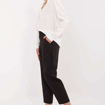 Women trousers model 212653