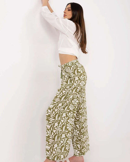 Women trousers model 212663